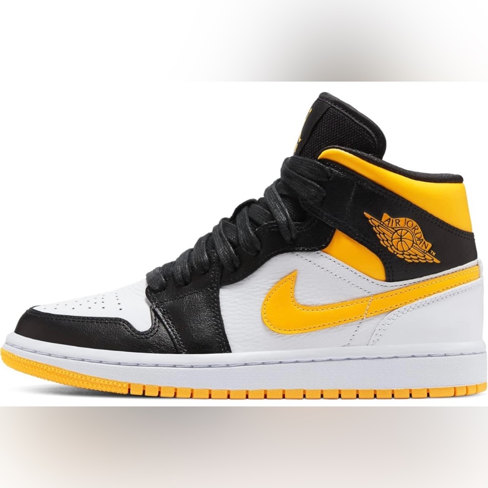 Nike Women’s Air Jordan 1 Mid Laser Orange/Black - Brand New 7.5 (W) - Picture 8 of 8